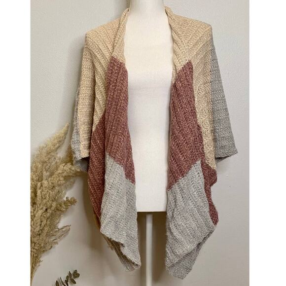 Francescas Kimono Sweater Vivian Striped Knit Kimono One Size Fits All - Picture 4 of 7